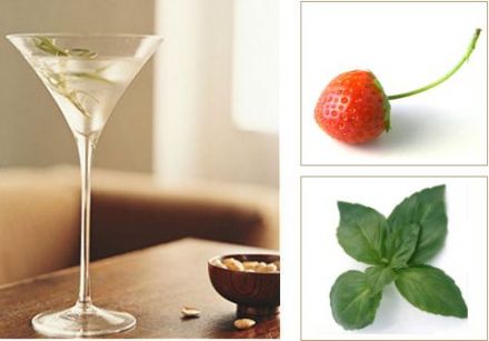 Martini - vodka, fraise et basilic frais