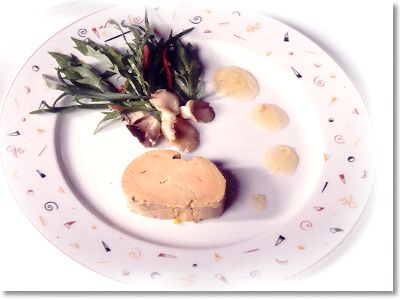 Foie gras poché au consommé