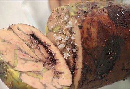 Foie gras du Sud-Ouest mi-cuit au vin rouge
