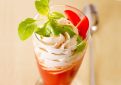 Melba de tomate à la chantilly de chèvre 