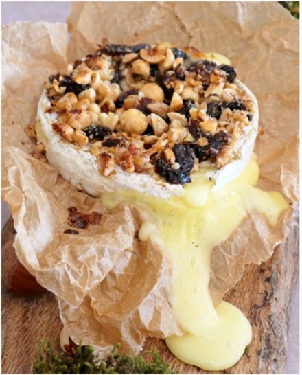 Camembert rôti aux noix du Périgord et aux pruneaux d’Agen 1
